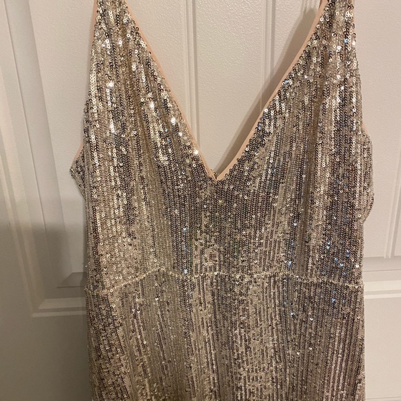 Fashion Nova Silver sequin dress with split - Picture 2 of 6